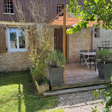 Gite " Suzon" A Peyroutas Vignonet St Emilion Eksteriør billede